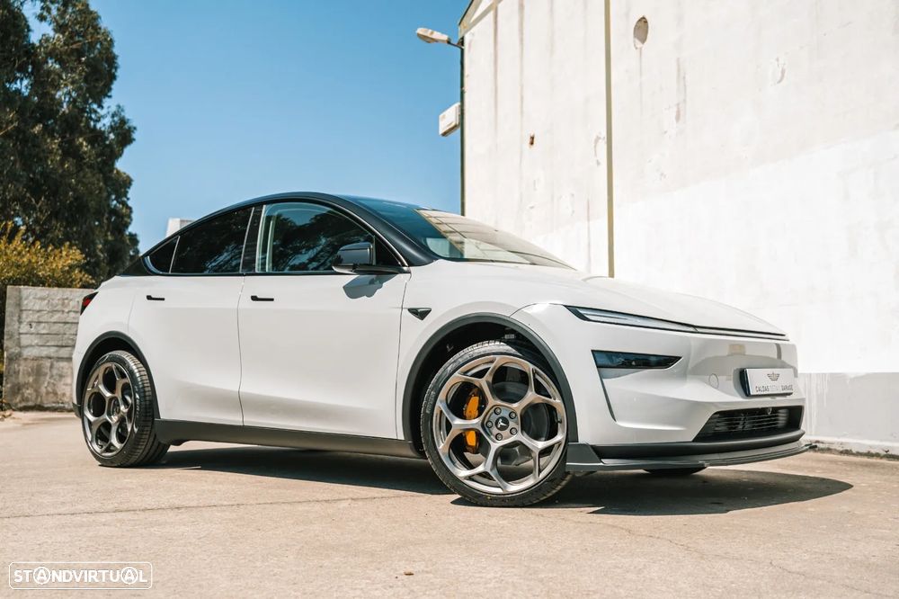 Tesla Model Y Long Range Tração Integral - 6