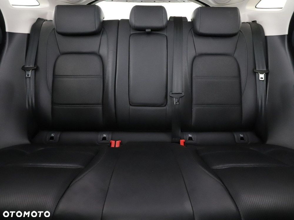 Jaguar E-Pace P200 AWD - 19