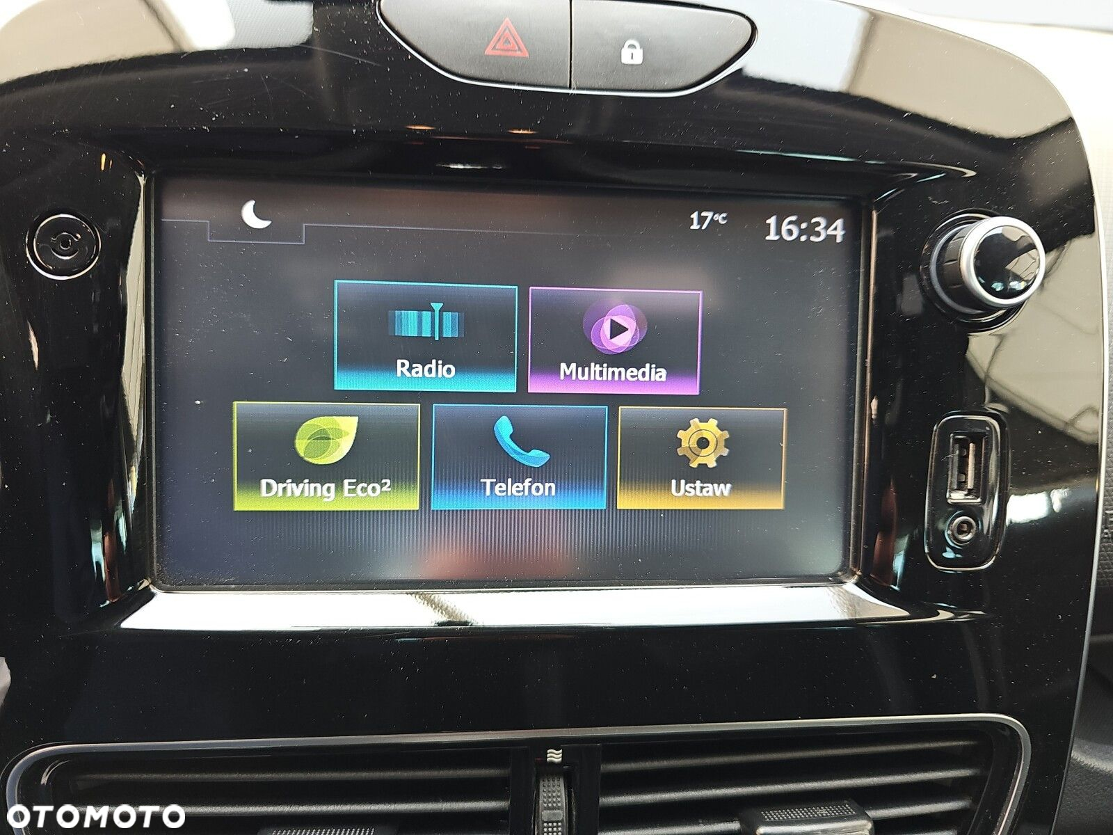 Renault Clio - 21