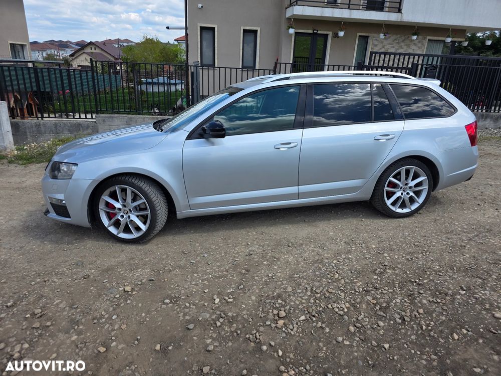 Skoda Octavia 2.0 TDI DSG RS - 16