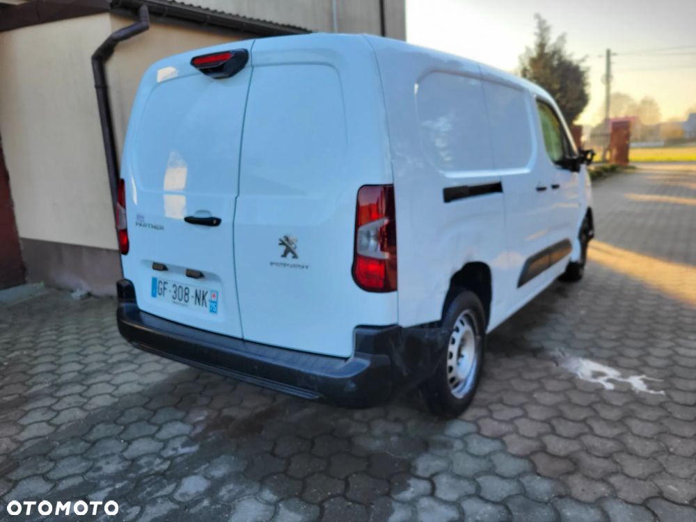 Peugeot Partner - 11