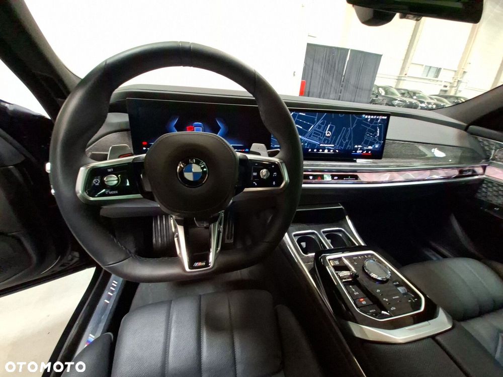 BMW Seria 7 - 15