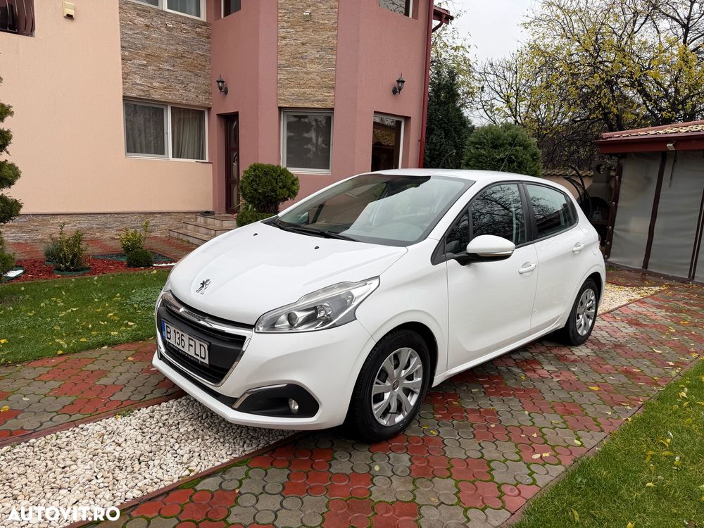 Peugeot 208 - 9