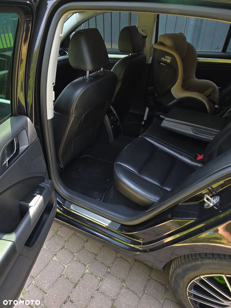 Skoda Superb 2.0 TDI Elegance DSG - 8