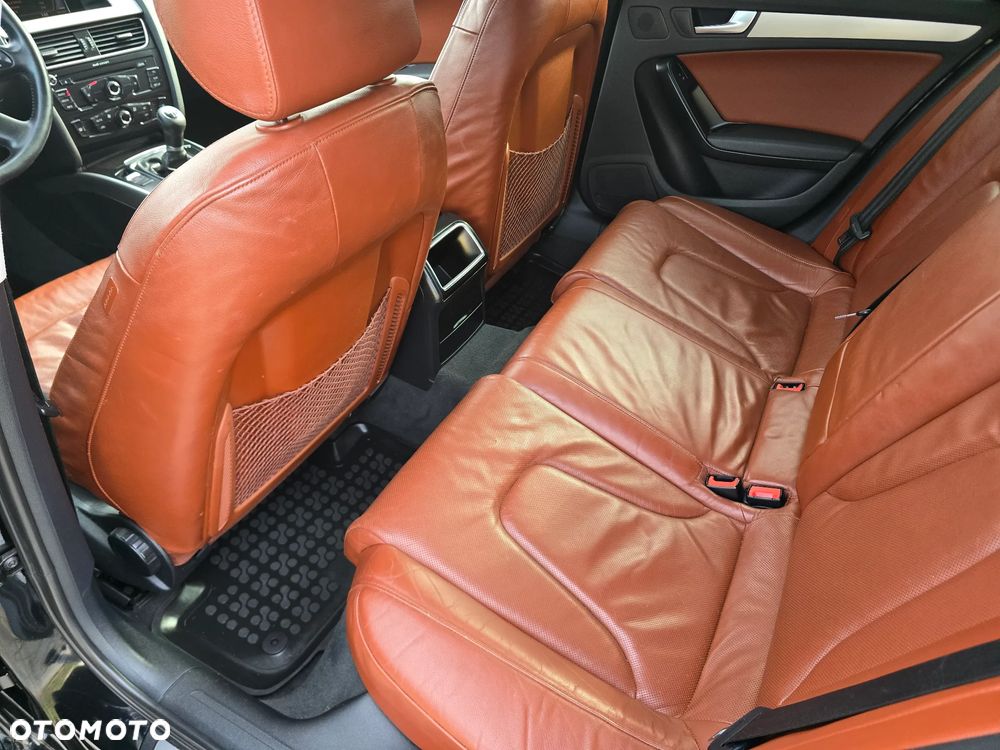 Audi A4 Avant 2.0 TDI - 20