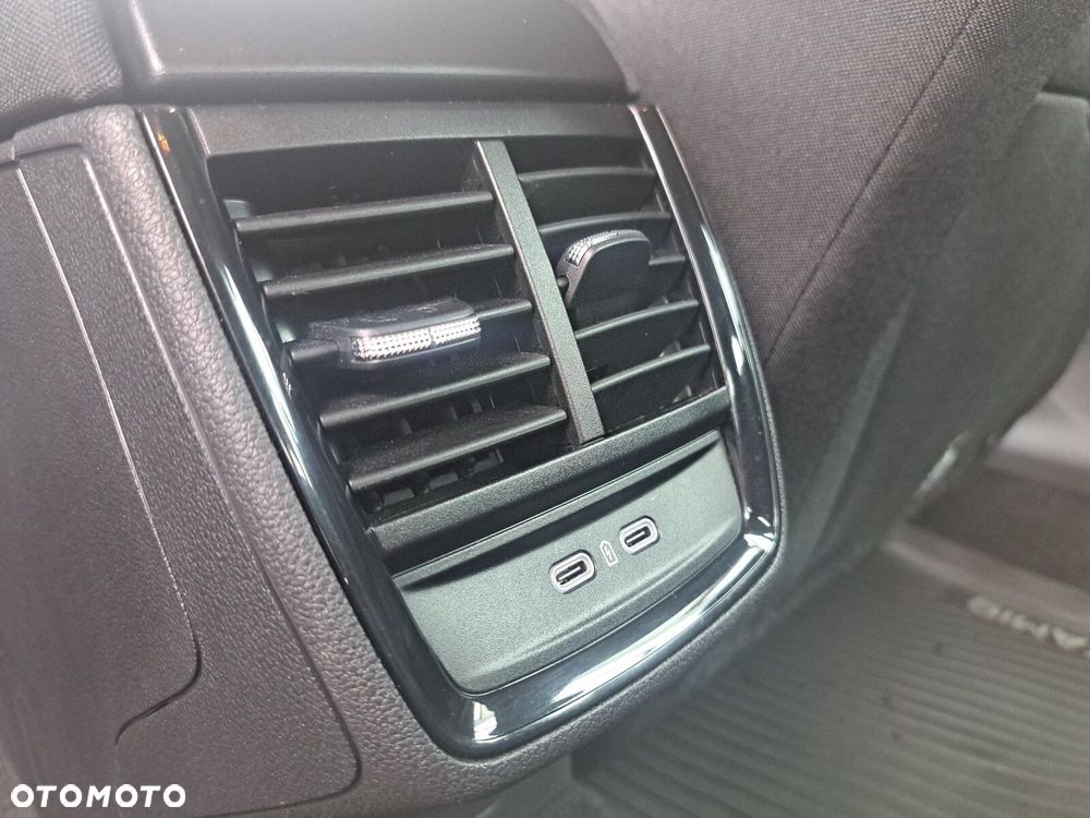 Skoda Kamiq 1.0 TSI Selection DSG - 32