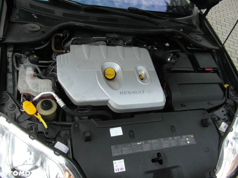 Renault Laguna 2.0 16V Turbo Initiale - 39