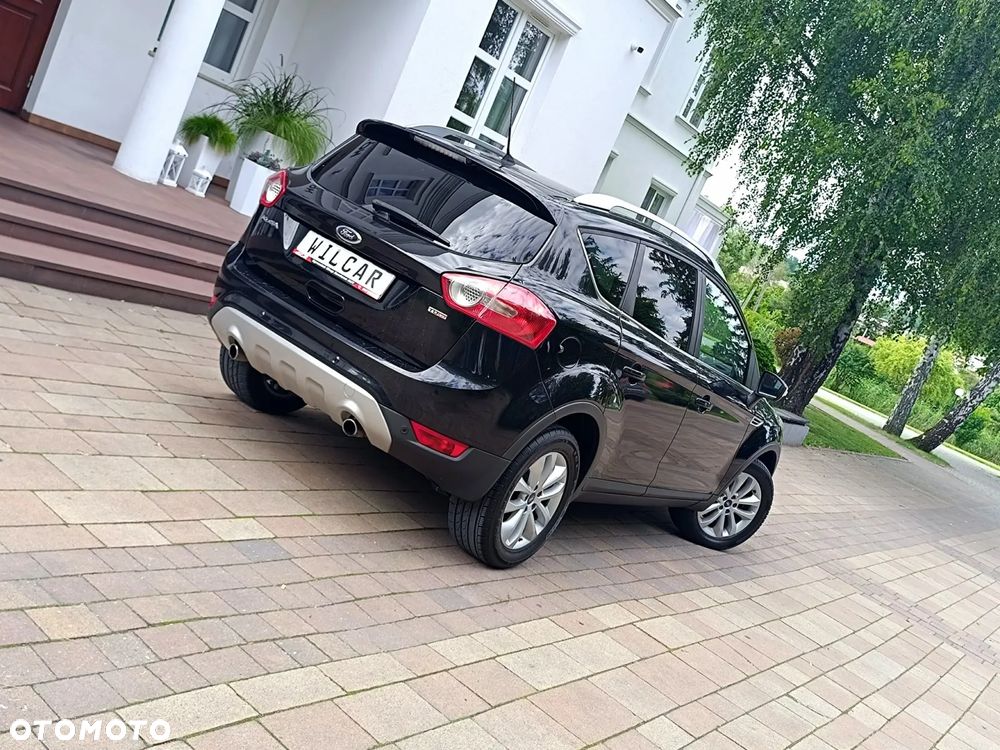 Ford Kuga 2.0 TDCi 4x4 Titanium - 39