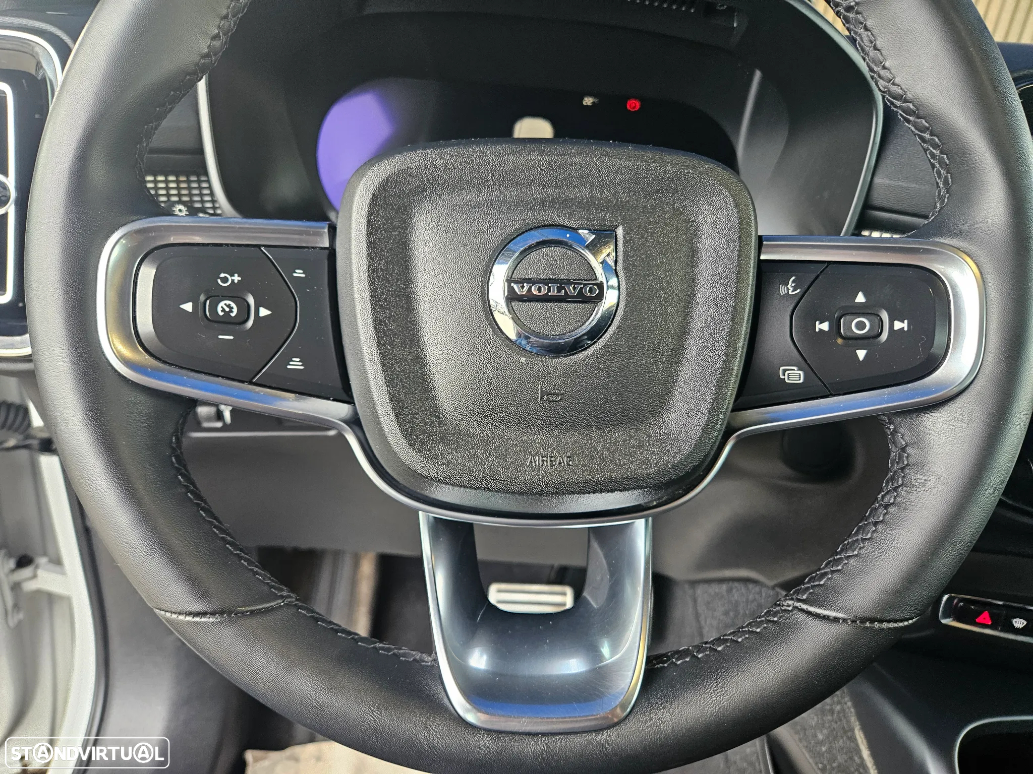 Volvo XC 40 Recharge Plus - 29