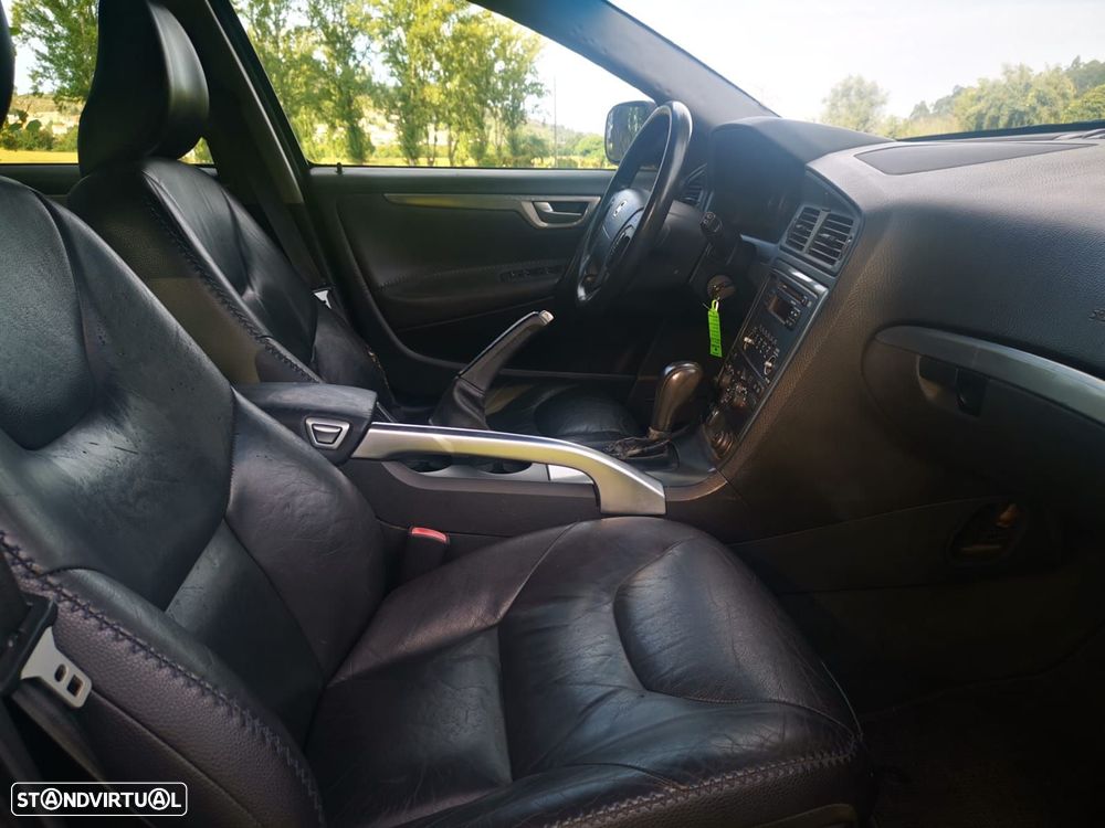 Volvo XC 70 D5 Nivel 2 Auto. - 7
