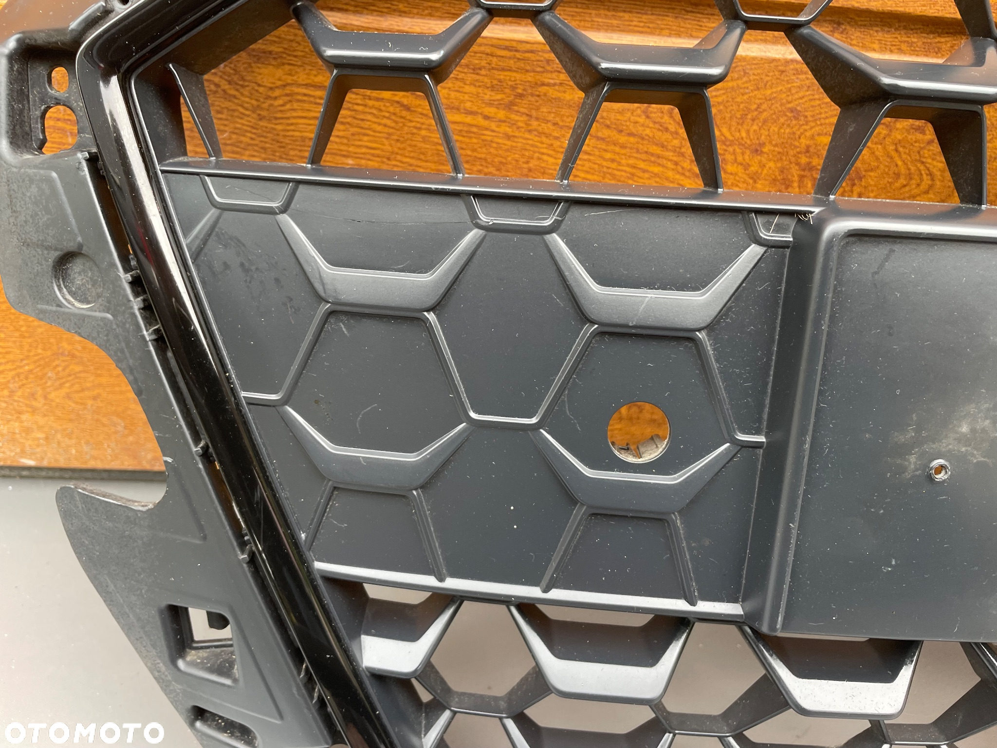 Grill atrapa kratka Audi A1 82A sS Linie Black shadow - 2