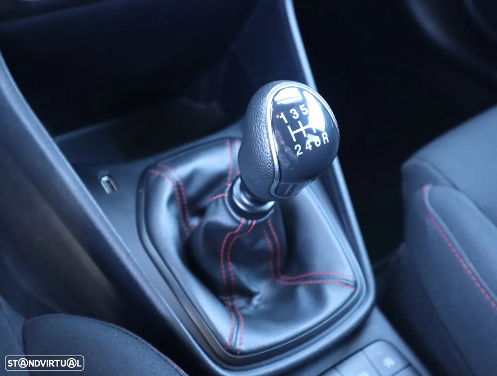 Ford Fiesta 1.0 EcoBoost ST-Line - 45