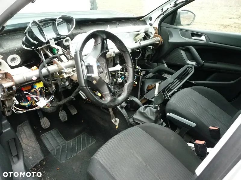 Peugeot 308 - 9