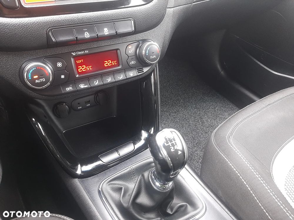 Kia Ceed 1.6 GDI ISG Platinum Edition - 22