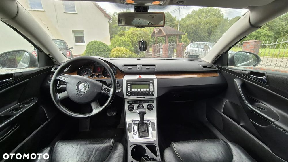 Volkswagen Passat 3.6 V6 4Motion DSG Exclusive - 3
