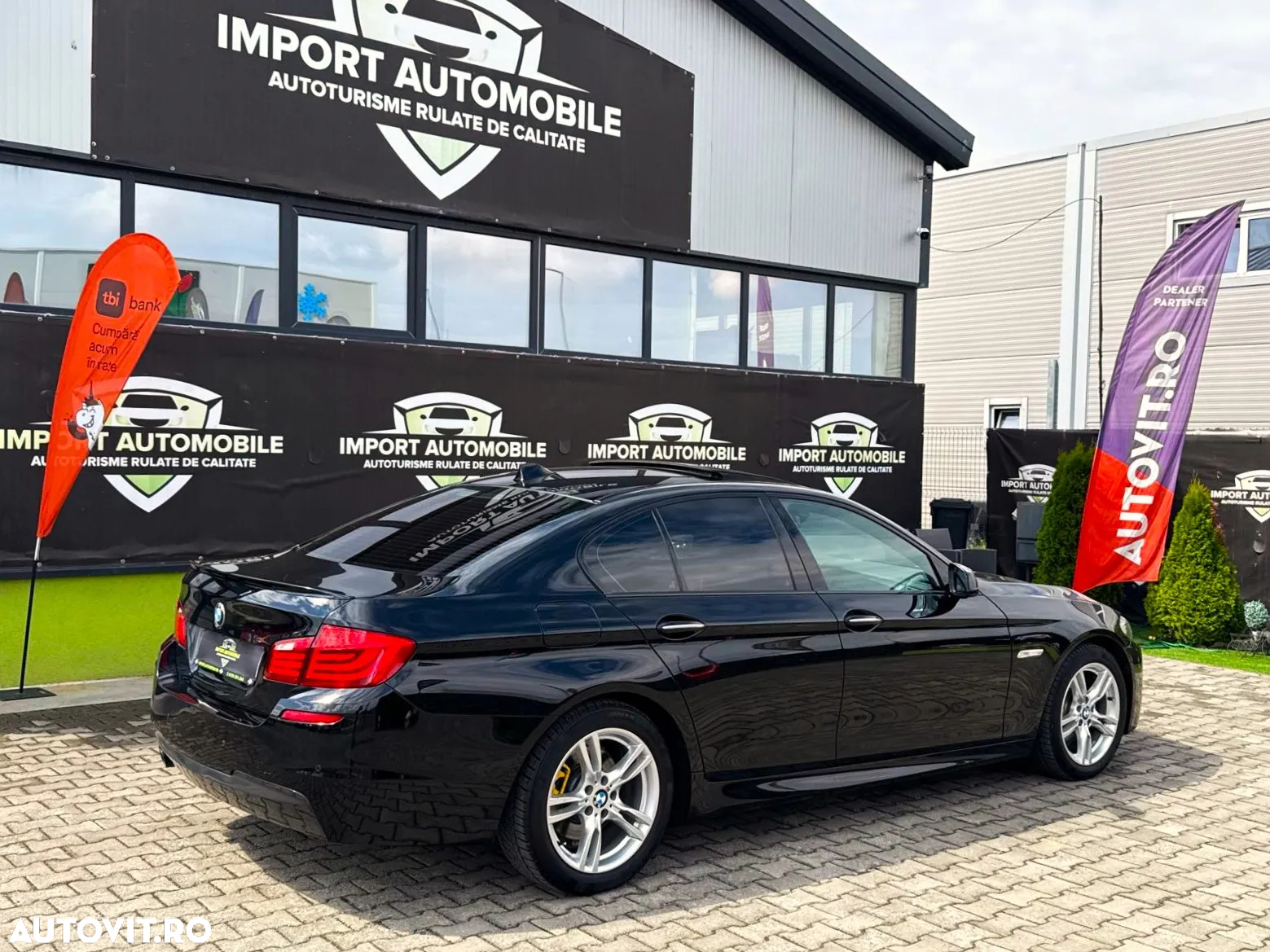 BMW Seria 5 520d - 14