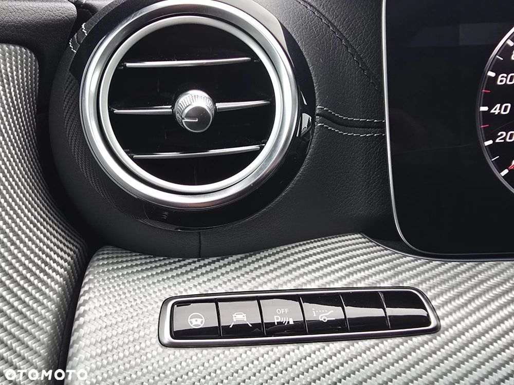 Mercedes-Benz Klasa E 400 d 4Matic 9G-TRONIC AMG Line - 31