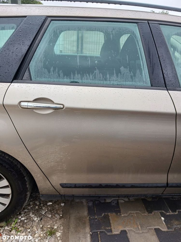 DRZWI PRAWY TYŁ CITROEN C5 II X7 KOMBI 2009 ROK KCHC