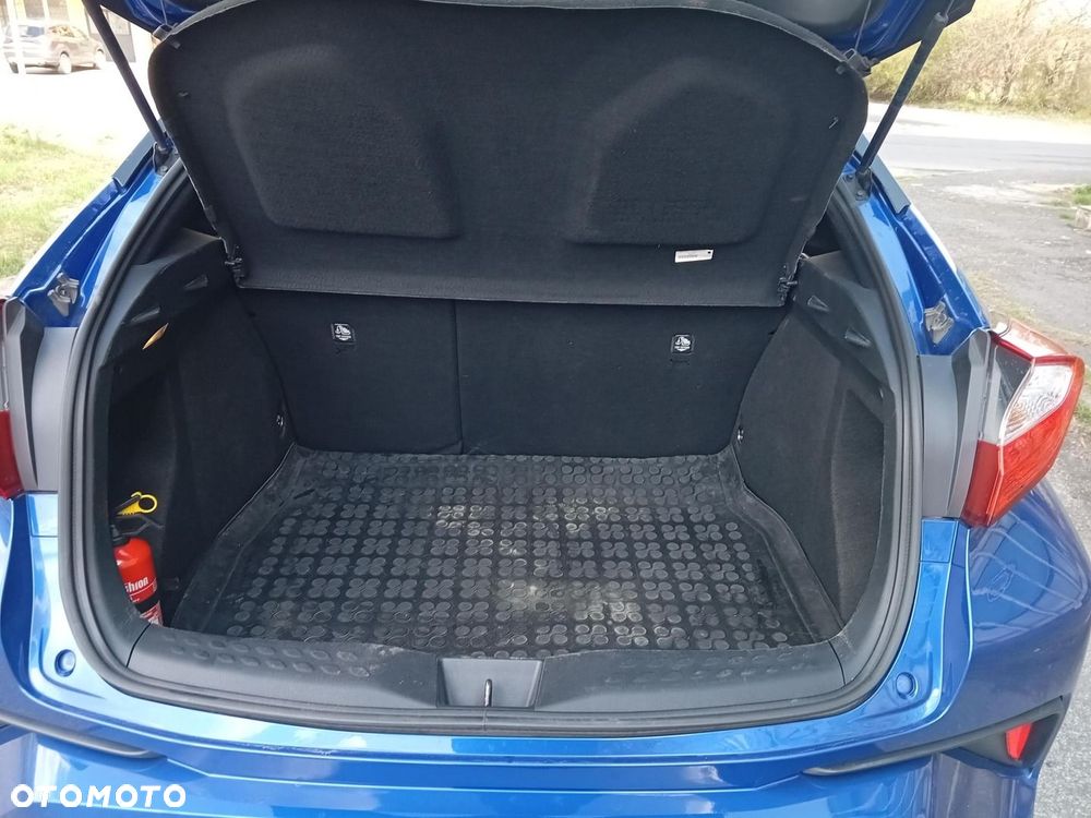Toyota C-HR - 17