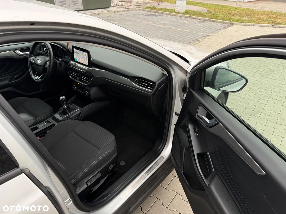 Ford Focus 1.5 EcoBlue Titanium - 11