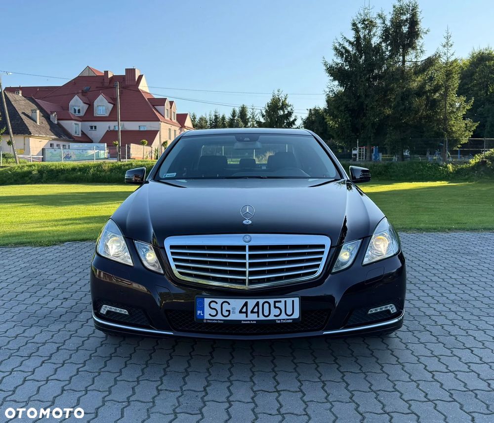 Mercedes-Benz Klasa E 250 CDI BlueEff Elegance - 3