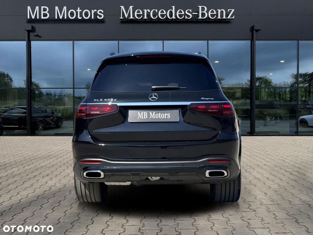 Mercedes-Benz GLS - 9