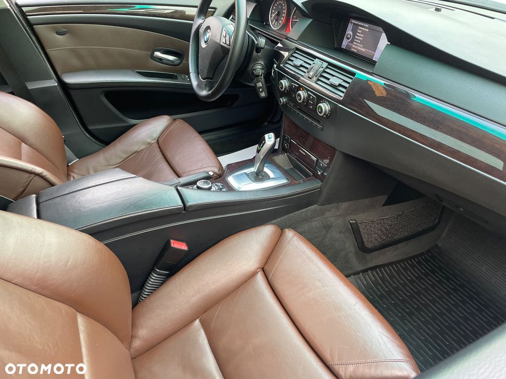 BMW Seria 5 530d Edition Exclusive - 25