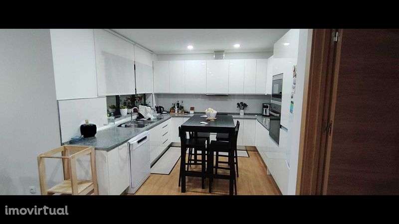 Apartamento T3 - Quinta das Flores, Nelas - Grande imagem: 2/10