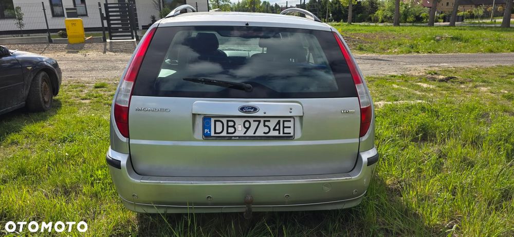 Ford Mondeo 2.0 TDCi Ambiente - 8