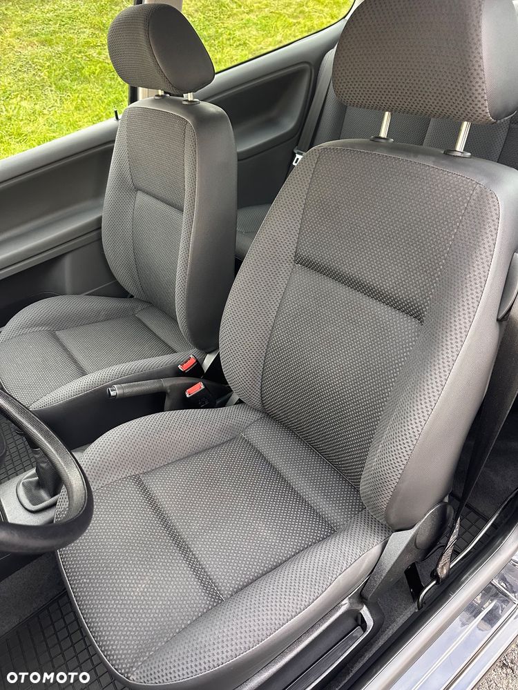 Volkswagen Polo - 14