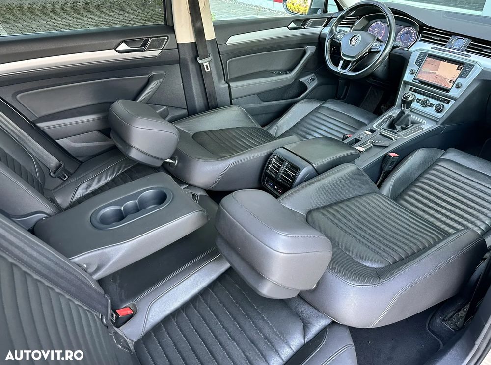 Volkswagen Passat - 11
