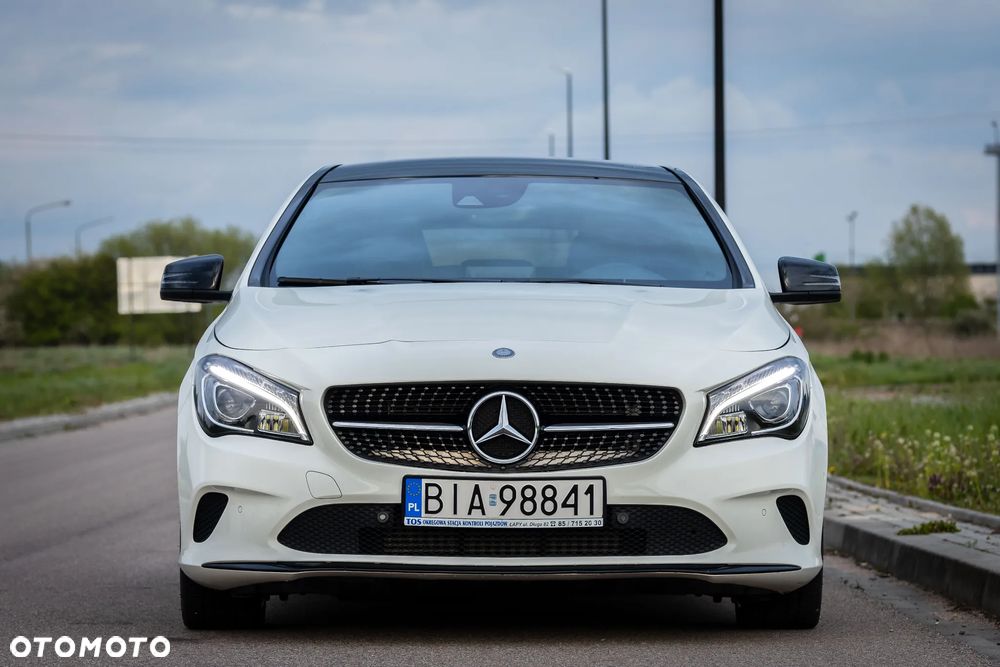 Mercedes-Benz CLA Shooting Brake 200 7G-DCT - 2