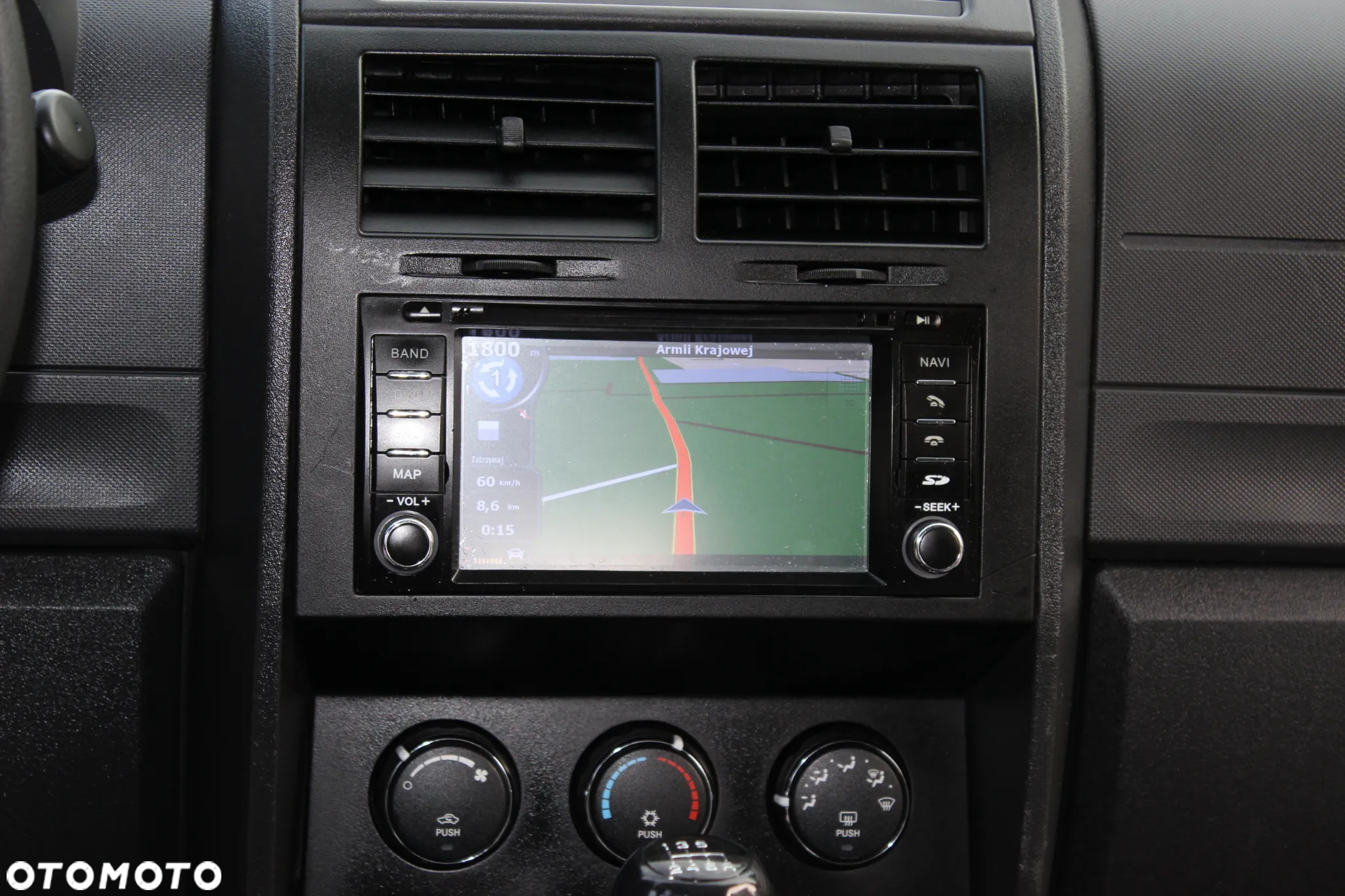 Dodge Nitro 2.8 CRD DPF SXT - 20