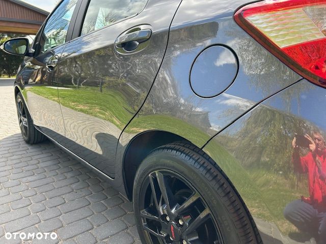 Toyota Yaris 1.5 Premium CVT - 15