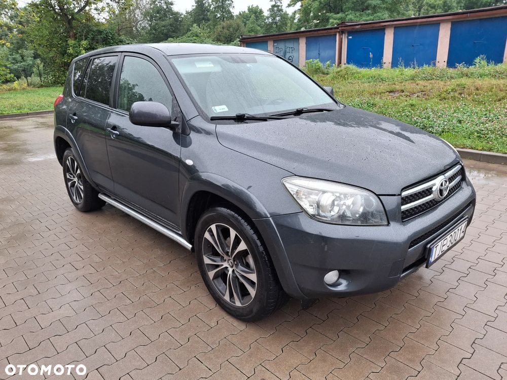 Toyota RAV4 - 2