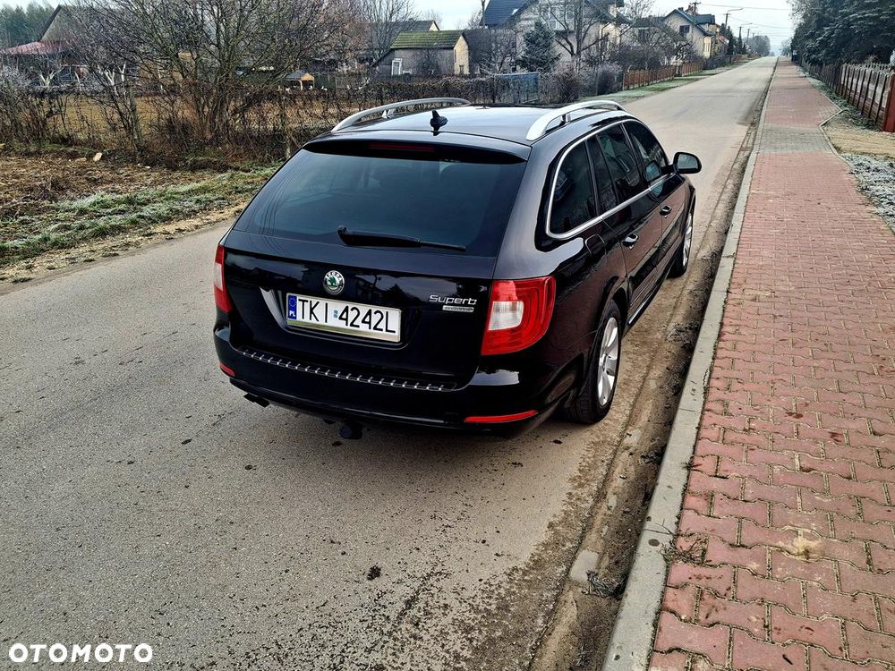 Skoda Superb 1.6 TDI GreenLine - 9