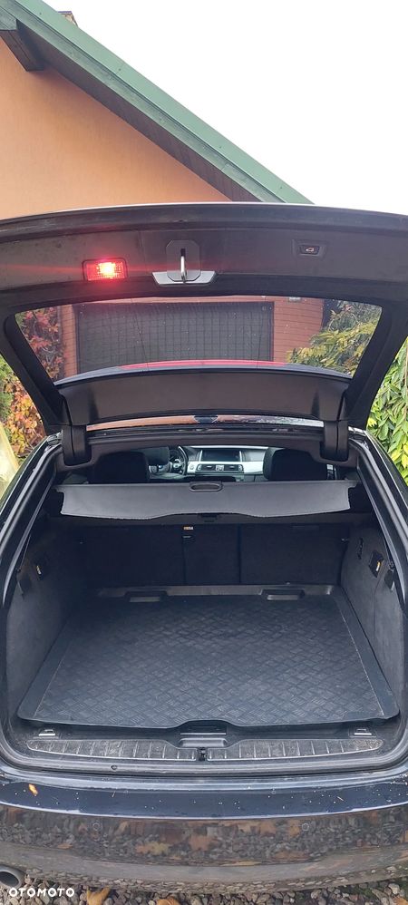BMW Seria 5 530d xDrive Sport-Aut - 23