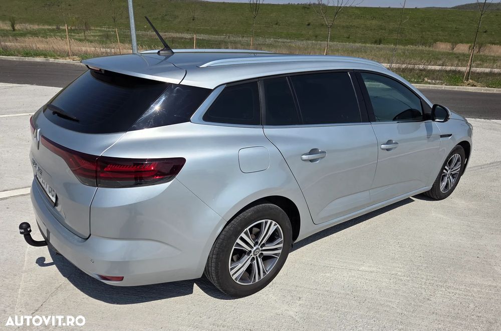 Renault Megane TCe 140 GPF LIMITED - 4