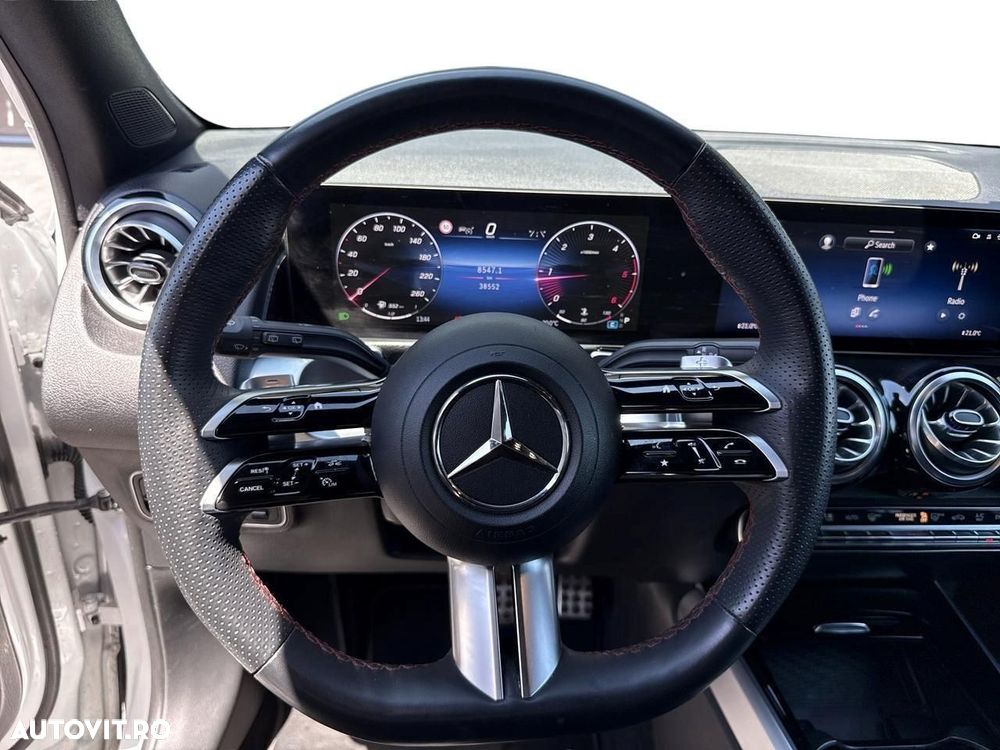 MERCEDES-BENZ GLB 2024 — imagine 10