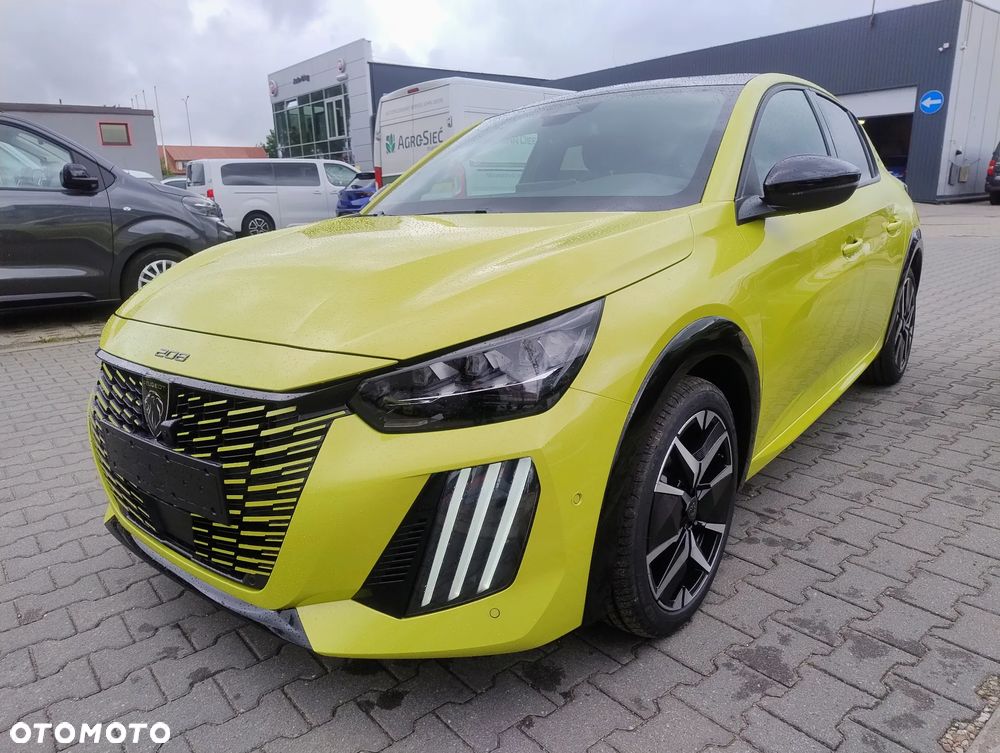 Peugeot 208 - 4