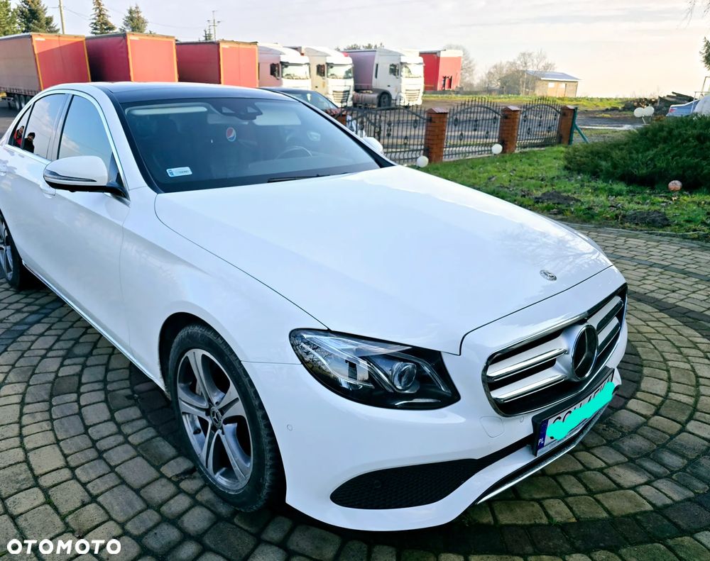 Mercedes-Benz Klasa E 400 d 4-Matic 9G-TRONIC - 3