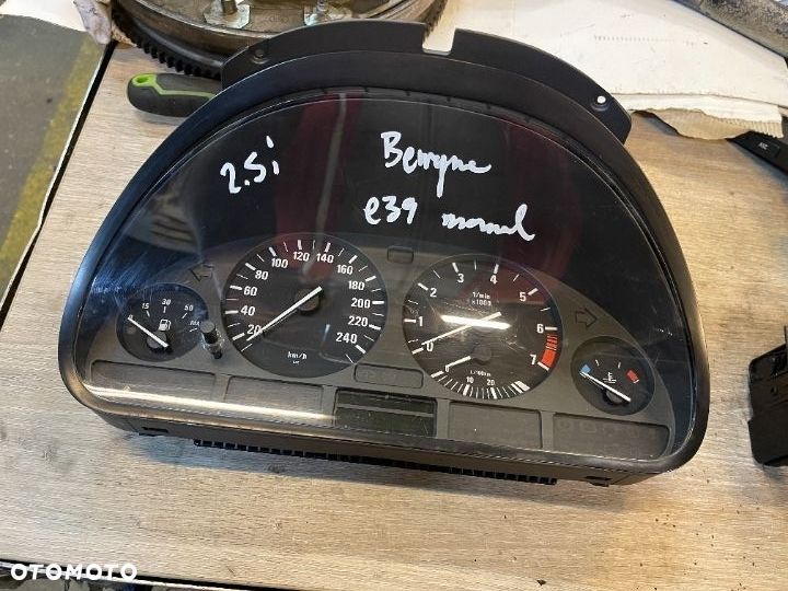 Licznik Bmw e39 benzyna manual - 1