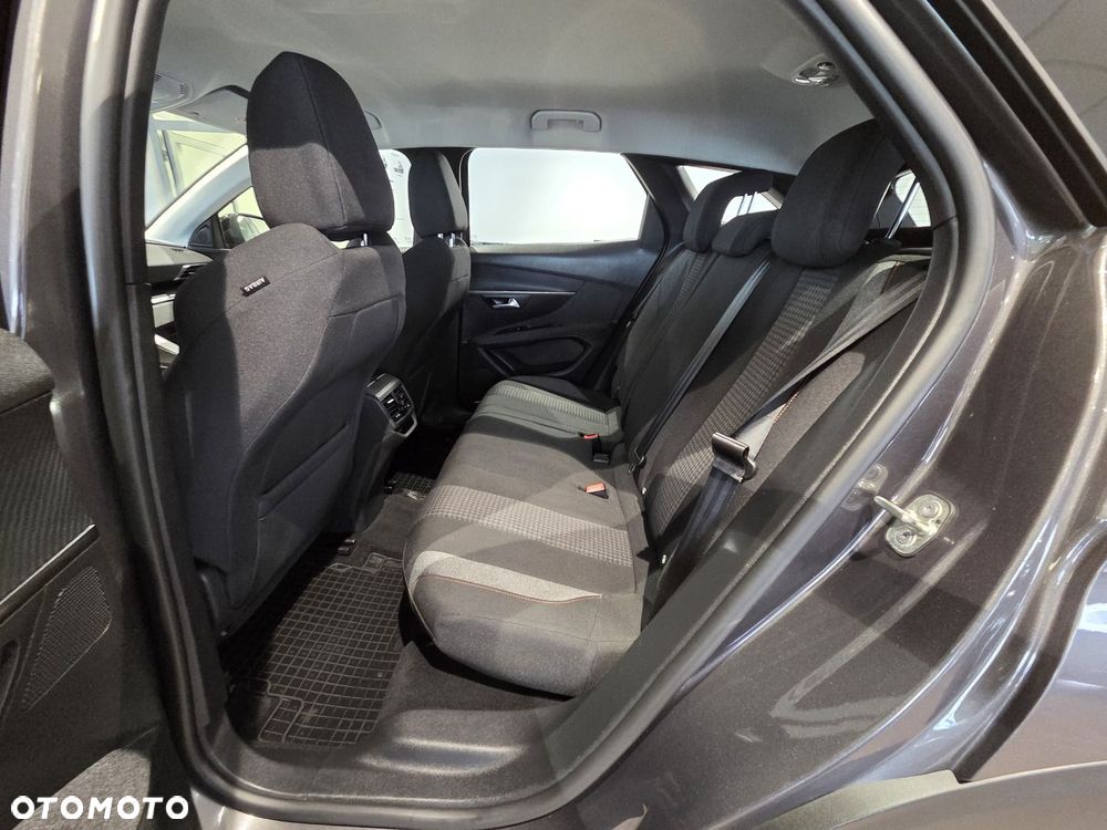 Peugeot 3008 1.2 PureTech Active Pack S&S EAT8 - 10