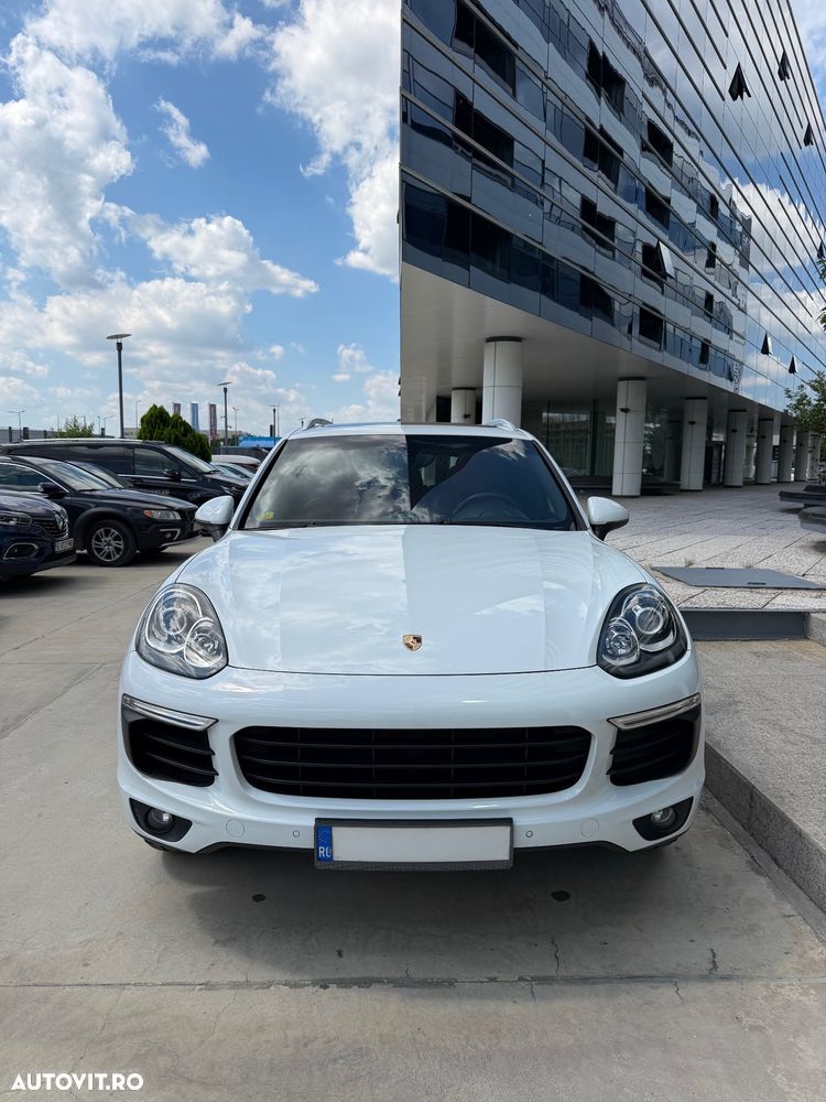 Porsche Cayenne - 5