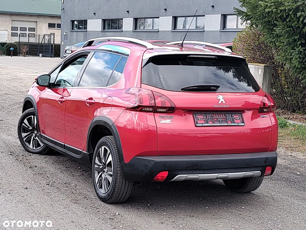Peugeot 2008 1.2 Pure Tech Allure S&S EAT6 - 6