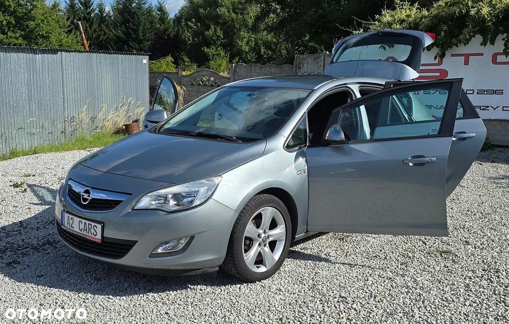 Opel Astra - 11