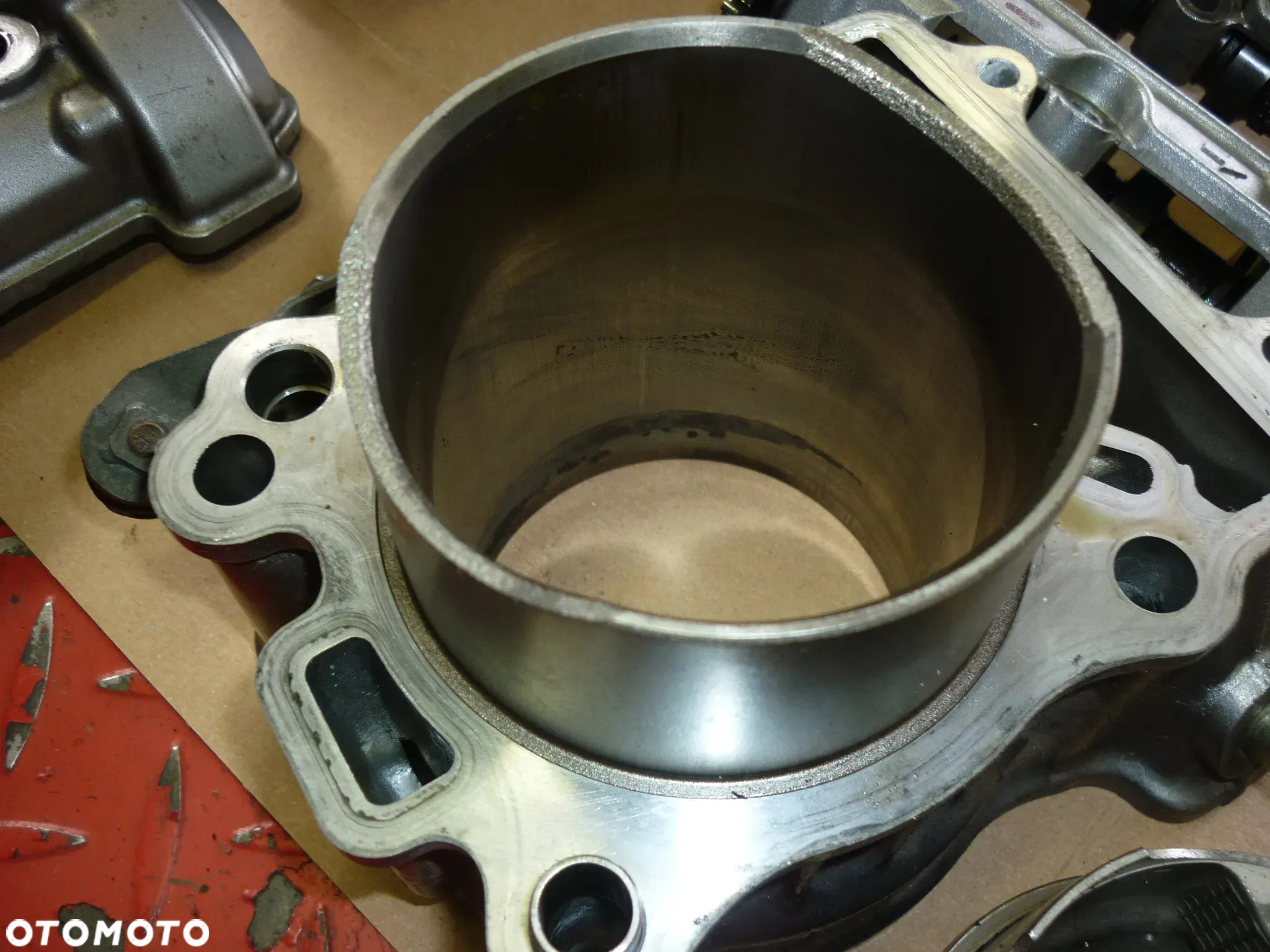 Silnik na części pokrywa wałek Suzuki SV 650 rok 2004 - 23