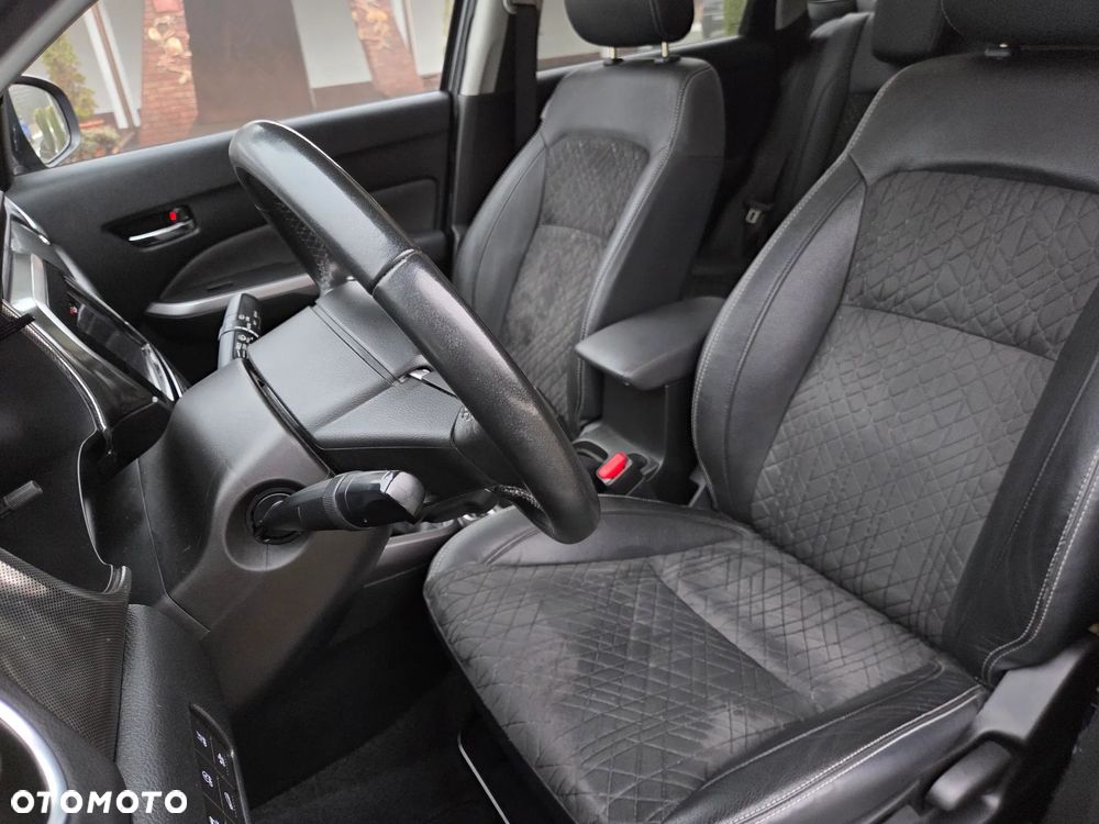 Suzuki Vitara 1.4 Boosterjet SHVS Premium 4WD - 29