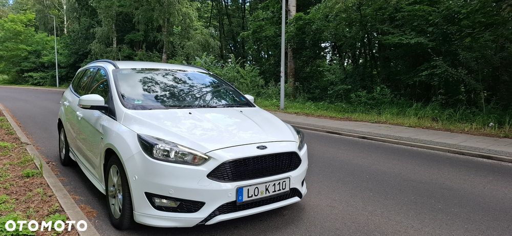 Ford Focus 1.5 EcoBoost ST-Line - 4