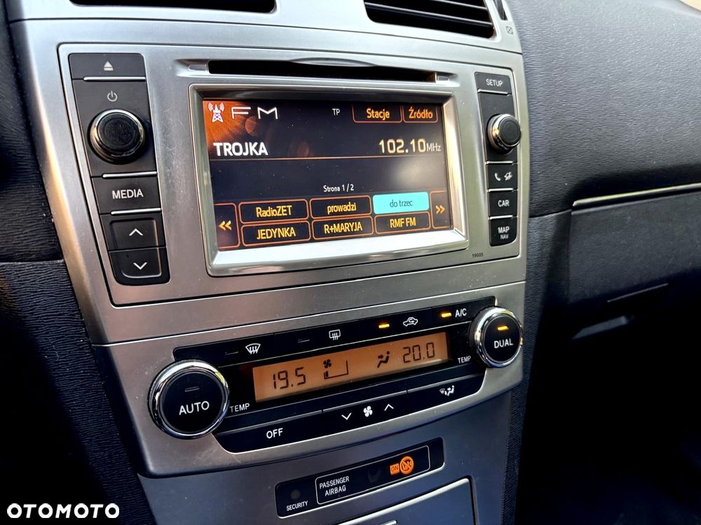 Toyota Avensis 2.0 D-4D Comfort - 11